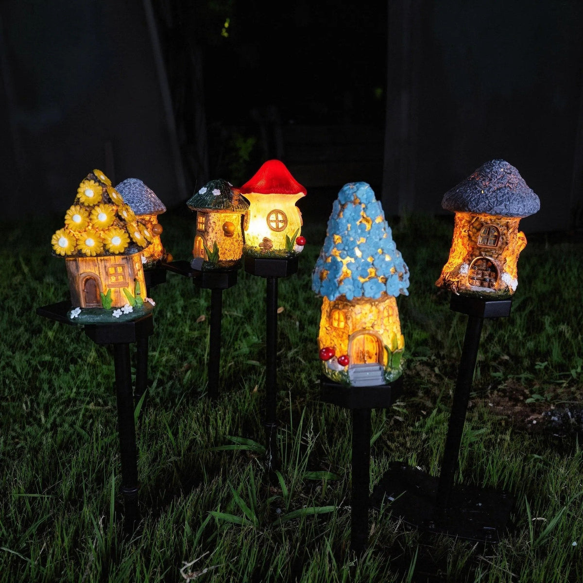 MushLumi – Luz solar con forma de cabaña de hongos de cuento de hadas