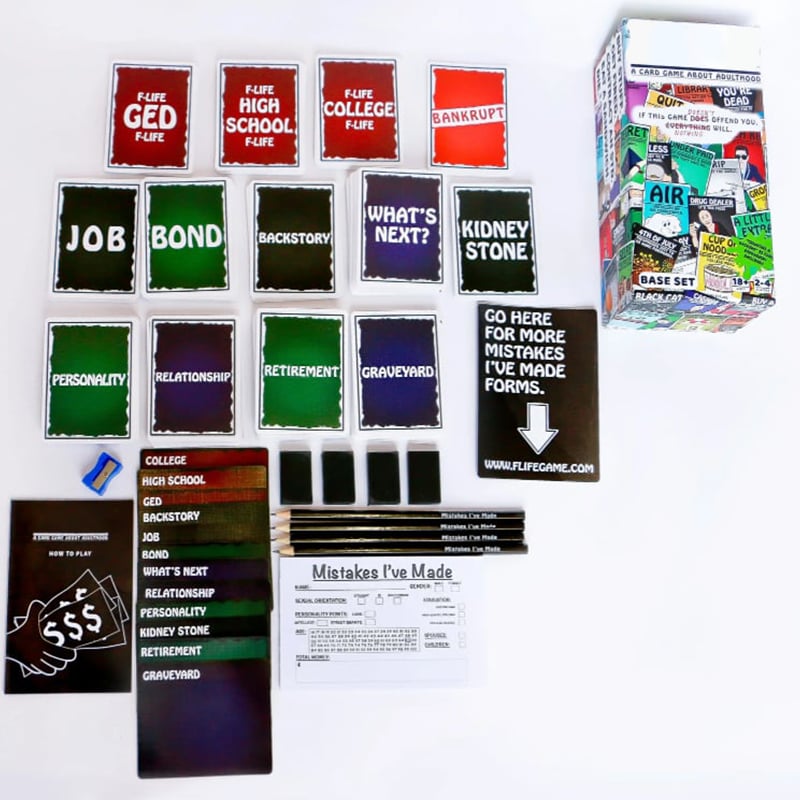 DoomDeck – Juego de cartas de humor negro