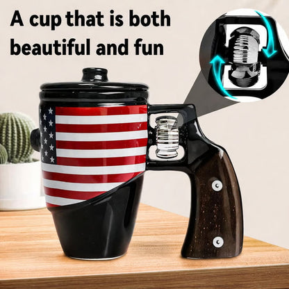 SharpSip – Taza inspirada en una pistola tipo revólver