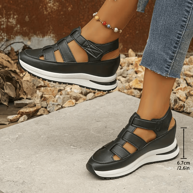 StrapLift — Zapatilla con plataforma y cierre de velcro