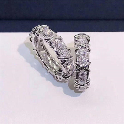 Moissanova – Anillo de Diamantes de Moissanita Magnetología