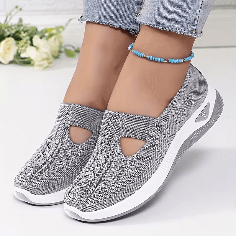 Pebble — Zapatillas sin cordones para caminar con suela curvada