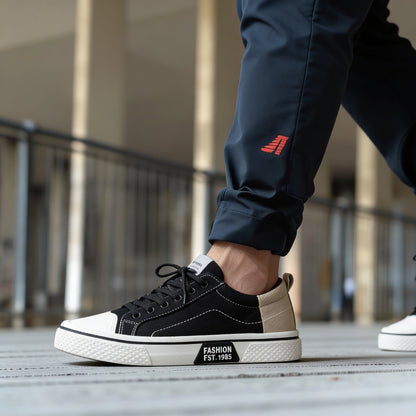 Retroglide — Canvas-Court-Sneaker mit grafischer Sohle
