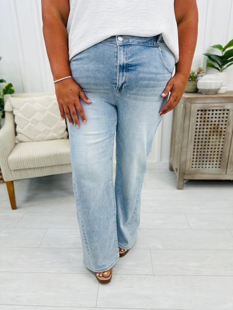 ShapeDenim – Jeans de pernera recta con lavado vintage