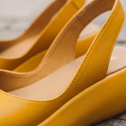 BandForm — Sandalia de plataforma con tira ancha
