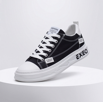 CanvaLift – Plateau-Sneaker mit gestickten Label-Details