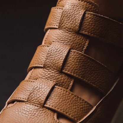 StrapLift — Zapatilla con plataforma y cierre de velcro