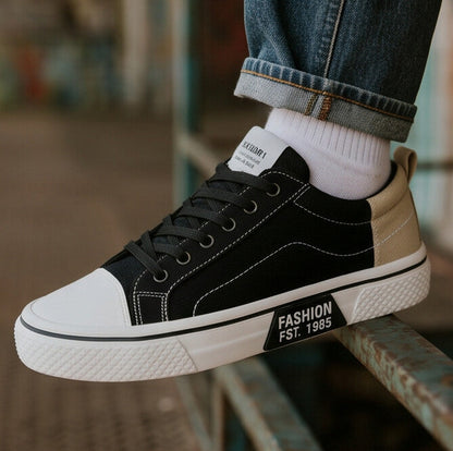 Retroglide — Canvas-Court-Sneaker mit grafischer Sohle