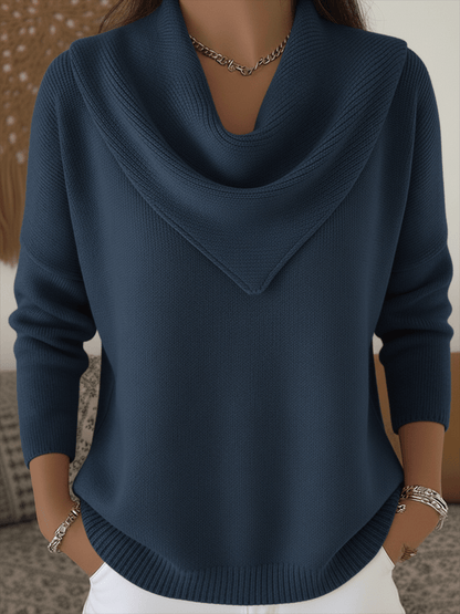 AuraKnit – Dreieck-Ausschnitt-Pullover