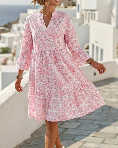 BloomLayer – Vestido floral de capas con cuello en V