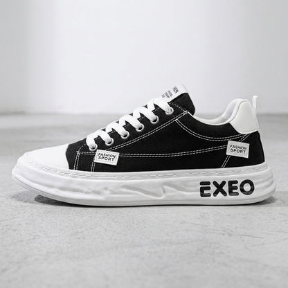 CanvaLift – Plateau-Sneaker mit gestickten Label-Details