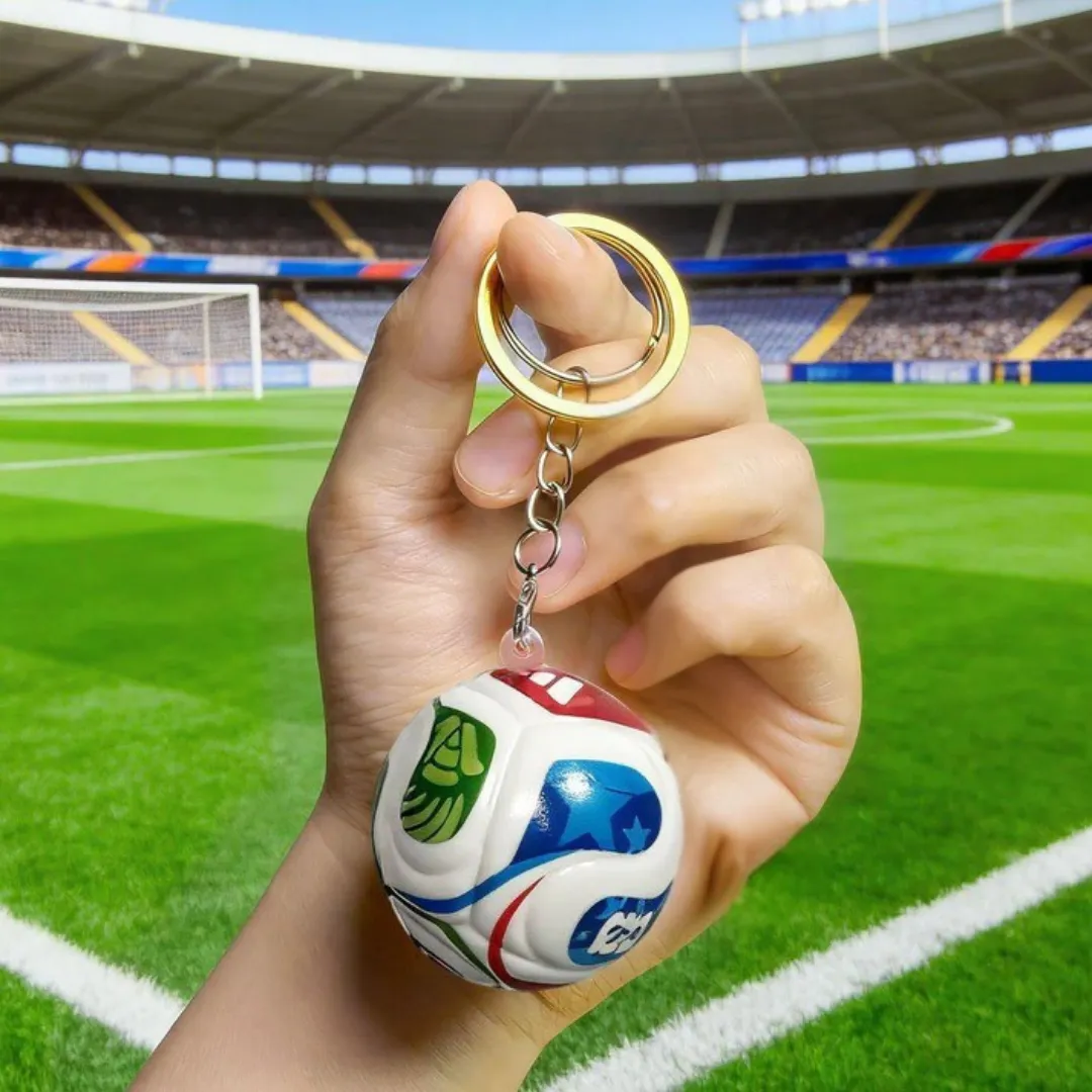 🔥Compra 1 y Llévate Otro GRATIS: ¡Comparte la Pasión!⚽🏆 Llavero Trofeo Copa Mundial 2026