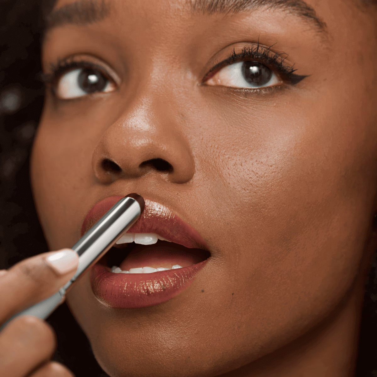 BeeLuxe – Bálsamo brillante y nutritivo