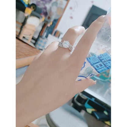 RomaBrilliance – Elegante Anillo de Moissanita de 5 Quilates