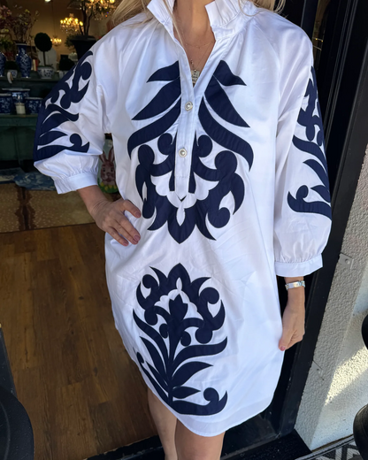 Veloura Chic – Vestido de elegancia natural
