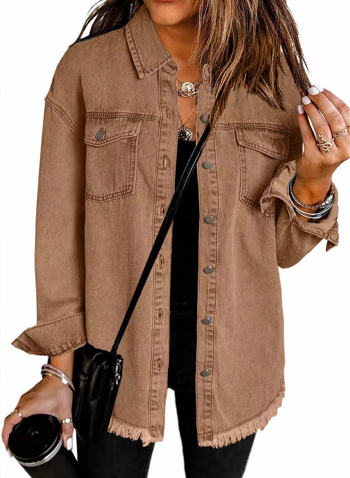 UrbanChic – Chaqueta vaquera con estilo para mujer