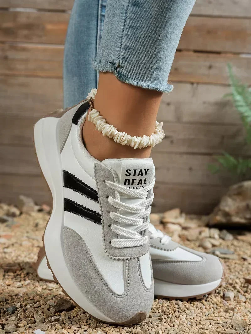RetroFlex™ Sneaker – Retro-inspirierte Freizeitschuhe für jeden Tag