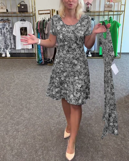 EleganceFit – Bedrucktes Kleid mit schlanker Taille