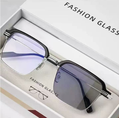 TitanView – Gafas presbícicas con luz azul adaptativa