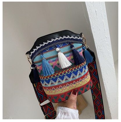 RootedCraft – Von Tradition inspirierte Handtasche