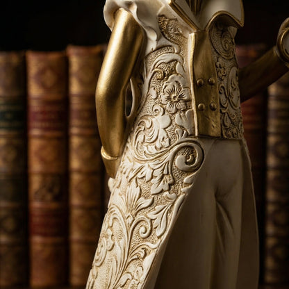 RoyalWhisk – Kaninchenfigur mit Goldrand