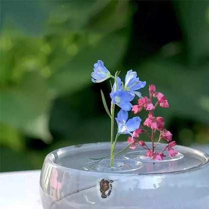 FloraFloat – Soporte flotante para arreglos florales creativos
