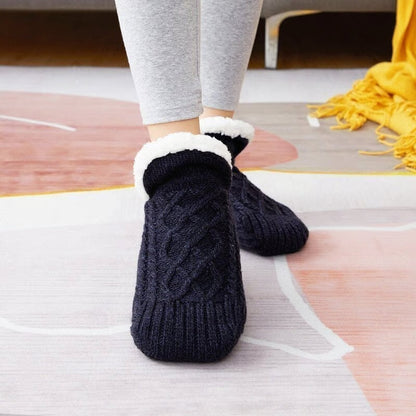 CloudWarm – Calcetines Antideslizantes de Interior
