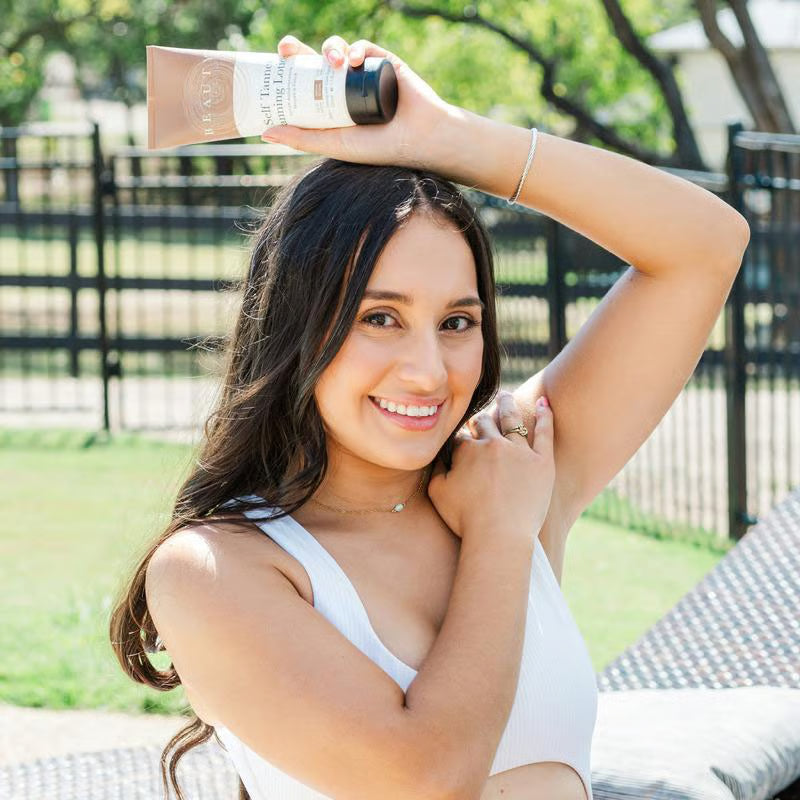 BronzeAura – Loción Autobronceadora con Acabado Natural