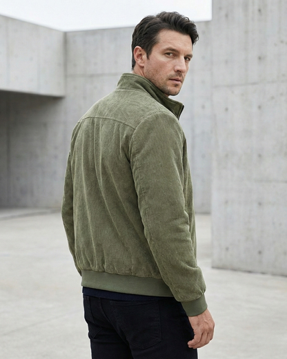 Nordhelm™ – Winddichte isolierte Winterjacke für Herren