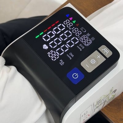 VitalSense – Professionelles Blutdruckmessgerät