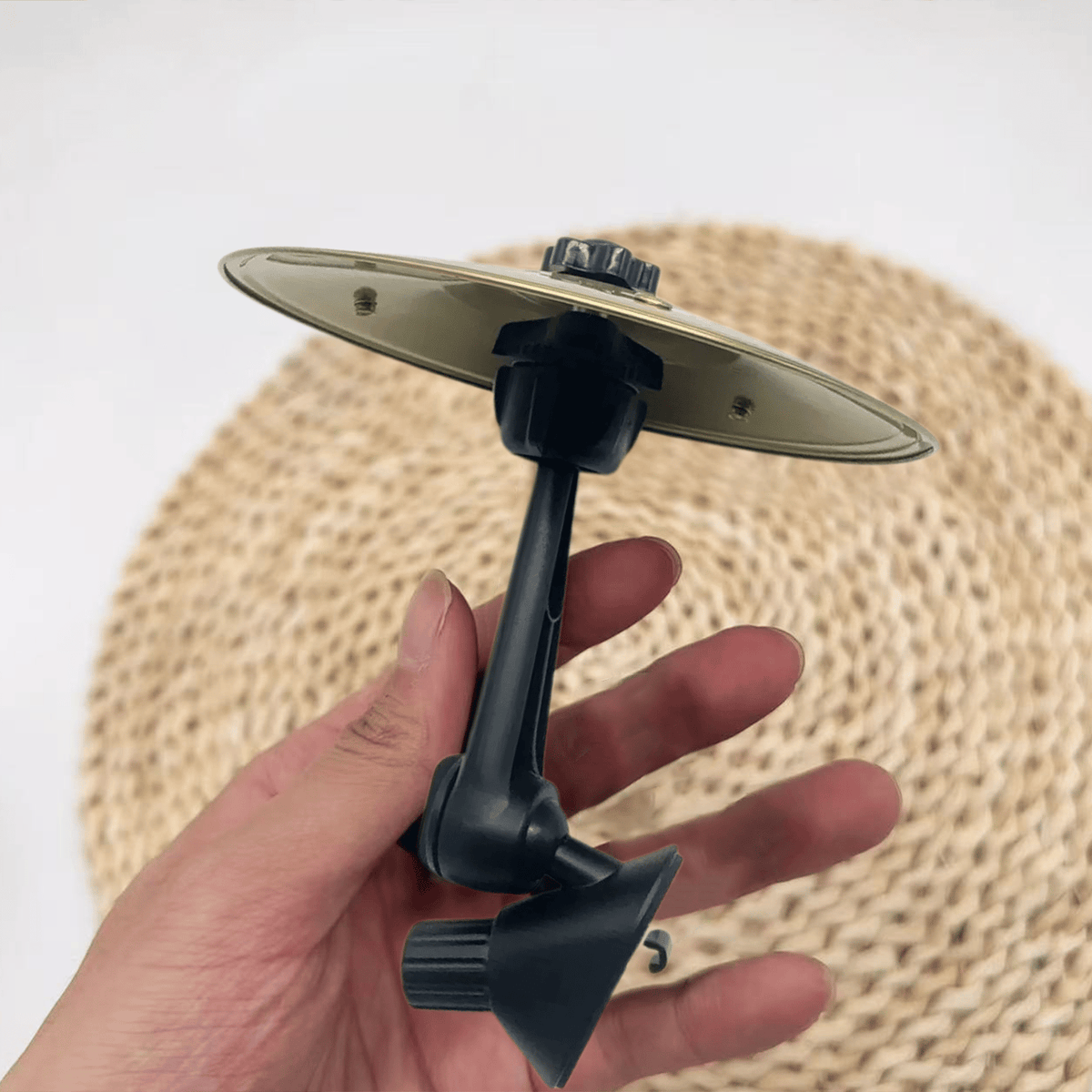CrashBeat – Platillo de Choque para Rejilla de Ventilación de Coche