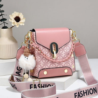 UrbanLuxe – Handtasche mit Kettengriff
