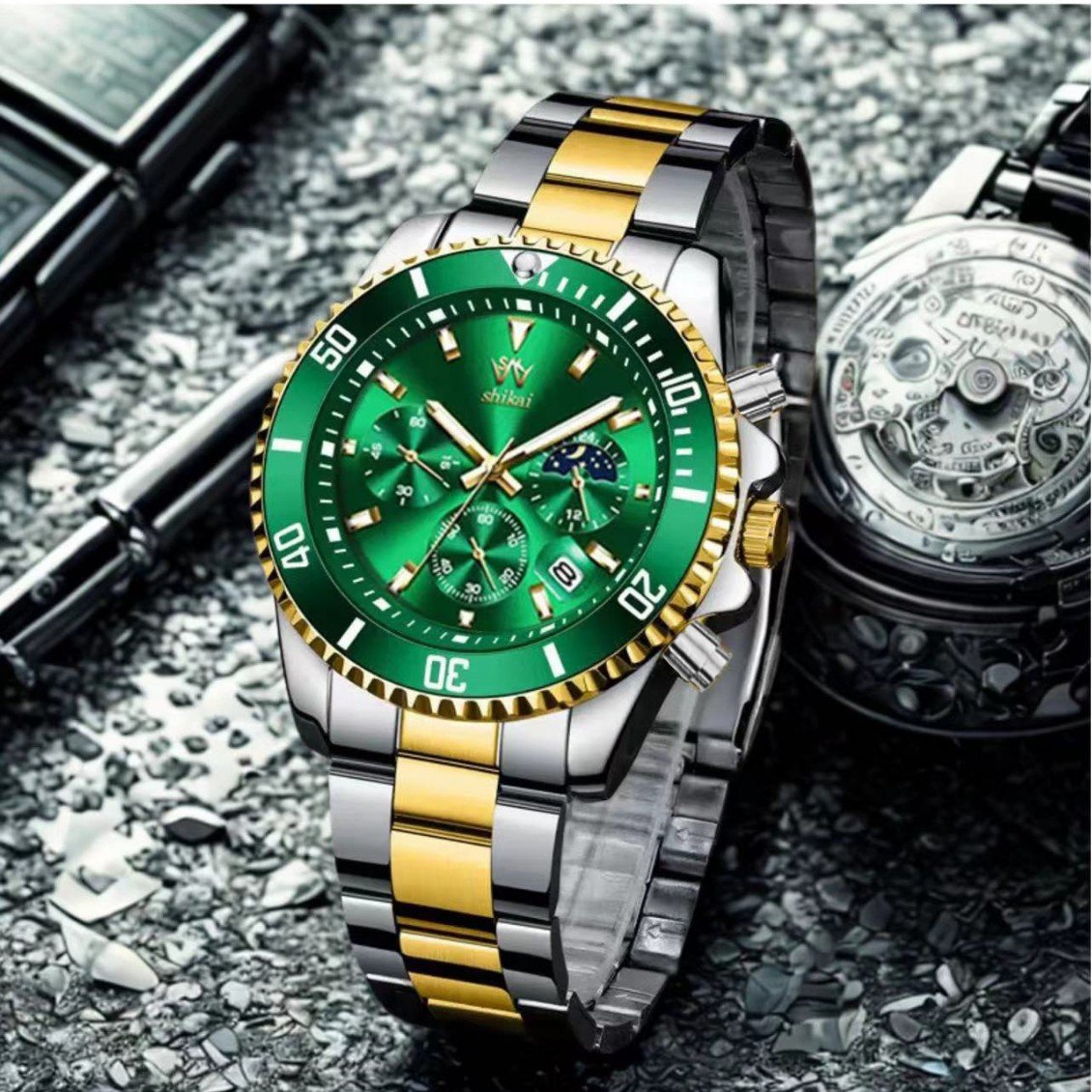 ChronoLuxe – Luxuriöse Herren-Dresswatch