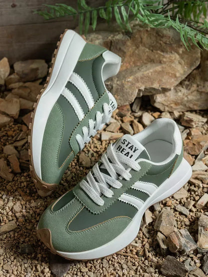RetroFlex™ Sneaker – Retro-inspirierte Freizeitschuhe für jeden Tag