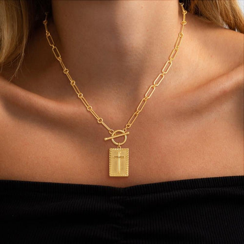 Cruxelle – Collar con cadena de eslabones y colgante de cruz