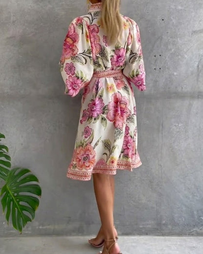 Vestido Estampado Línea A – Elegancia Fluida