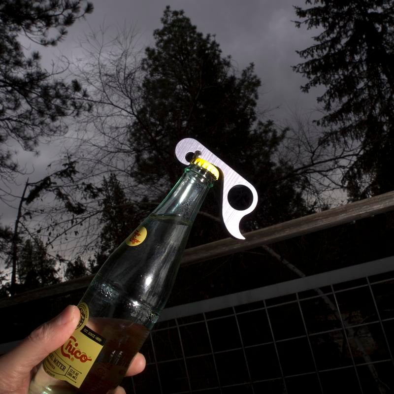 BottleBoss – Destapador magnético