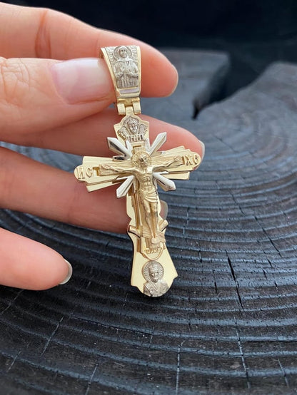 SacredGrace – Consagración del Colgante del Santo Jesús