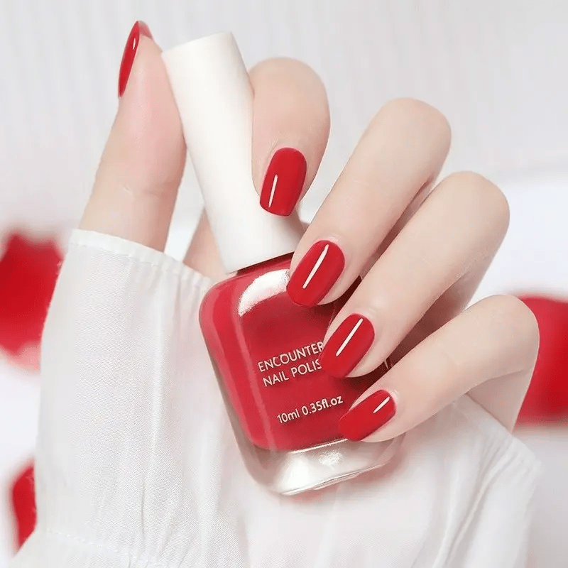 AquaGloss – Ungiftiger Nagellack auf Wasserbasis