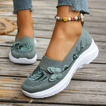 VelvetFlutter – Stilvolle bestickte Loafer