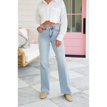 ShapeDenim – Jeans de pernera recta con lavado vintage