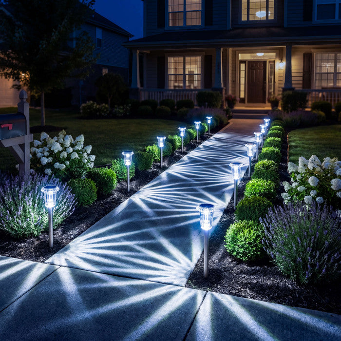 CelestiGlow – Lámpara de Exterior Celestial con Energía Solar