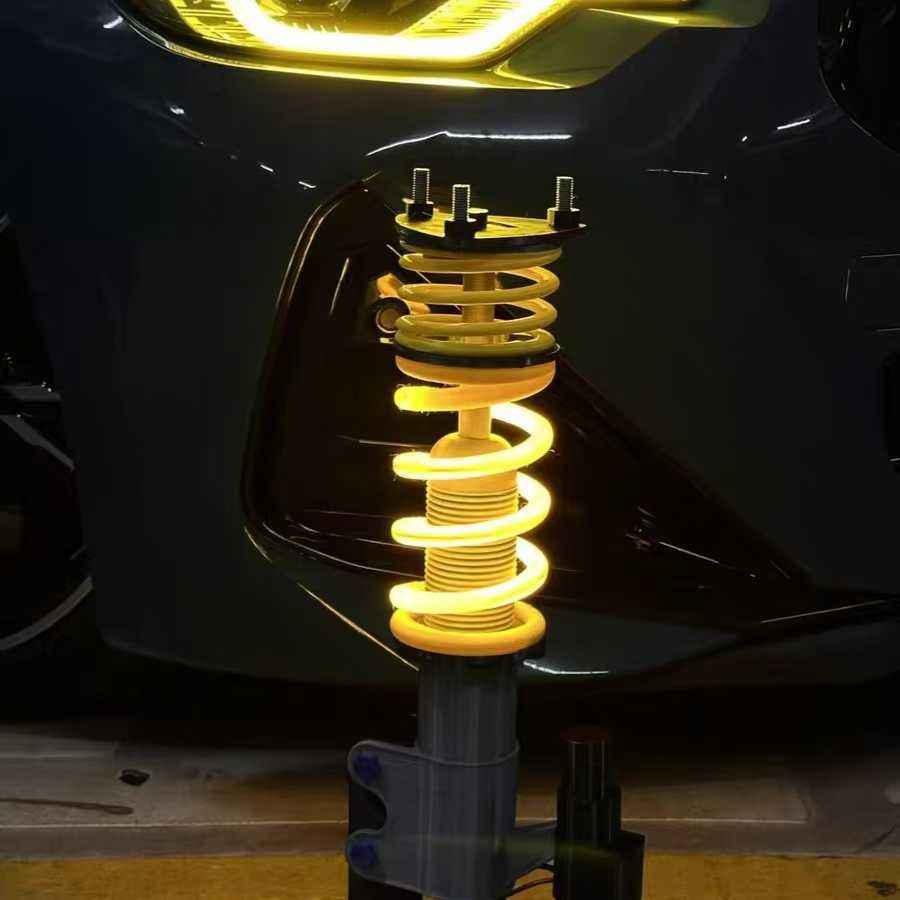 TurboCore – Gamer-Pendelleuchte mit LED