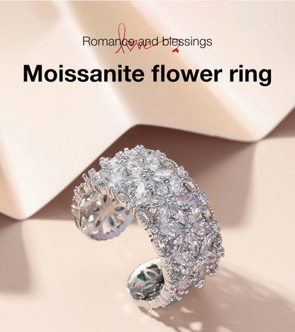 BloomVera – Zertifizierter Moissanit-Blumen-Statement-Ring