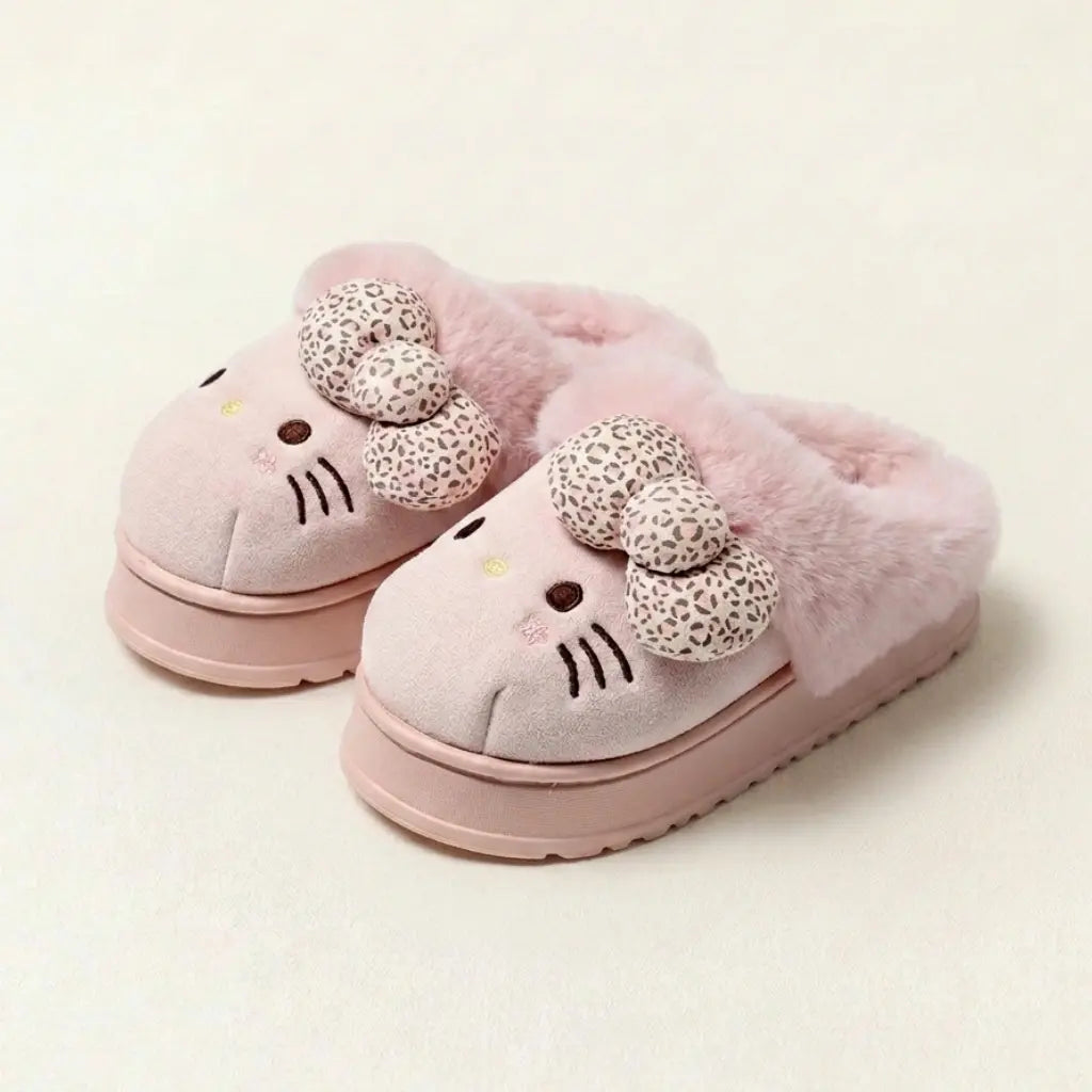 CozyKitty – Stilvolle Plüsch-Hausschuhe