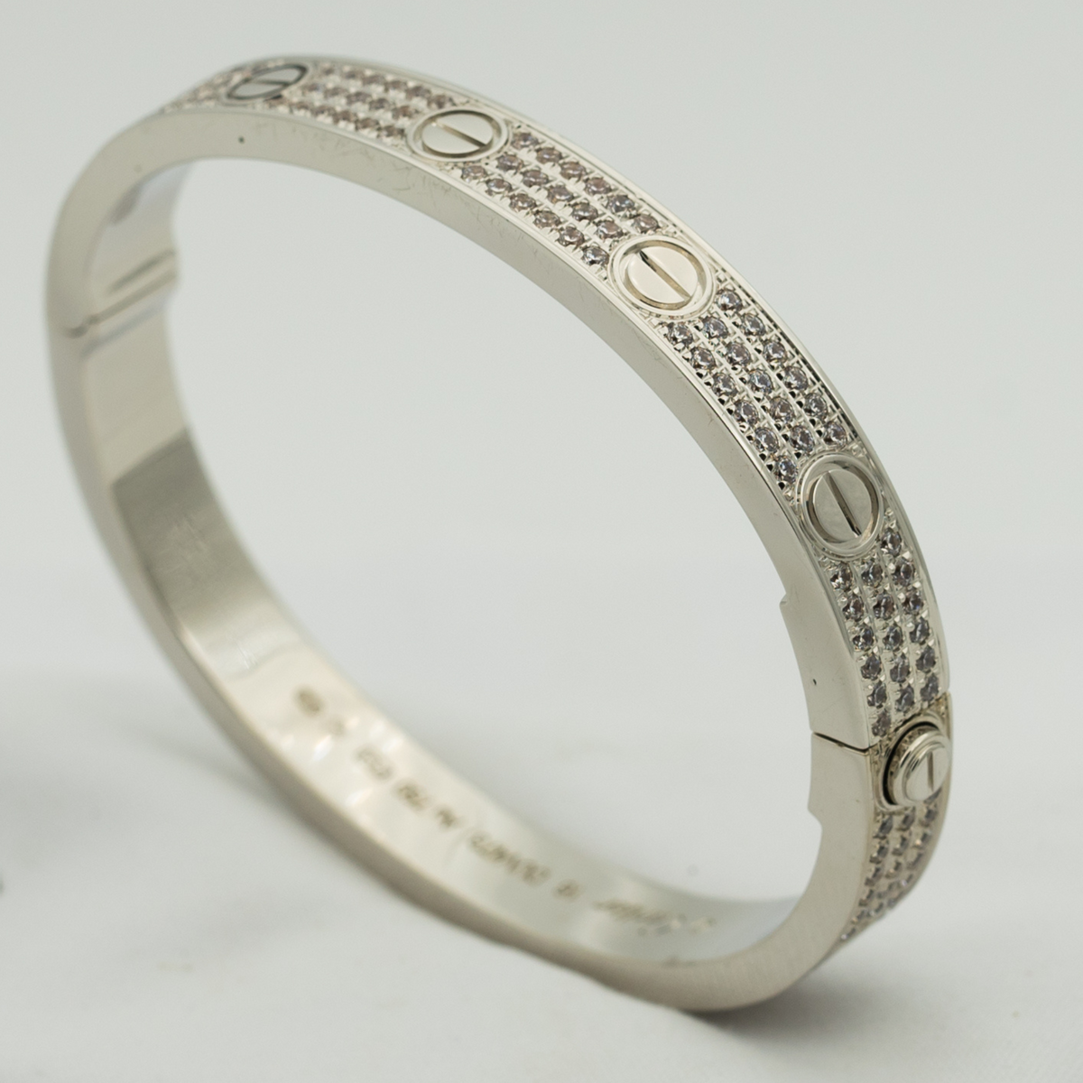 EternalGlow – Pulsera de Amor con Diamantes de Primera Calidad