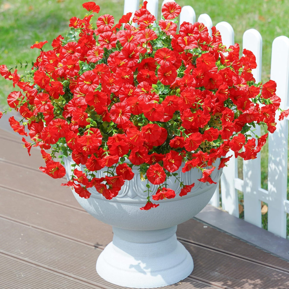 EverBloom – Flores de Petunia Artificiales Resistentes a los Rayos UV