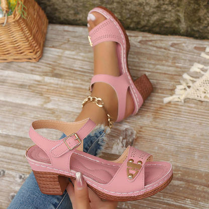 CharmStride – Sandalias elegantes y cómodas