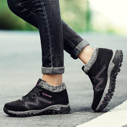 WARM AND COMFORTABLE NON-SLIP BOOTS | ALEVITA