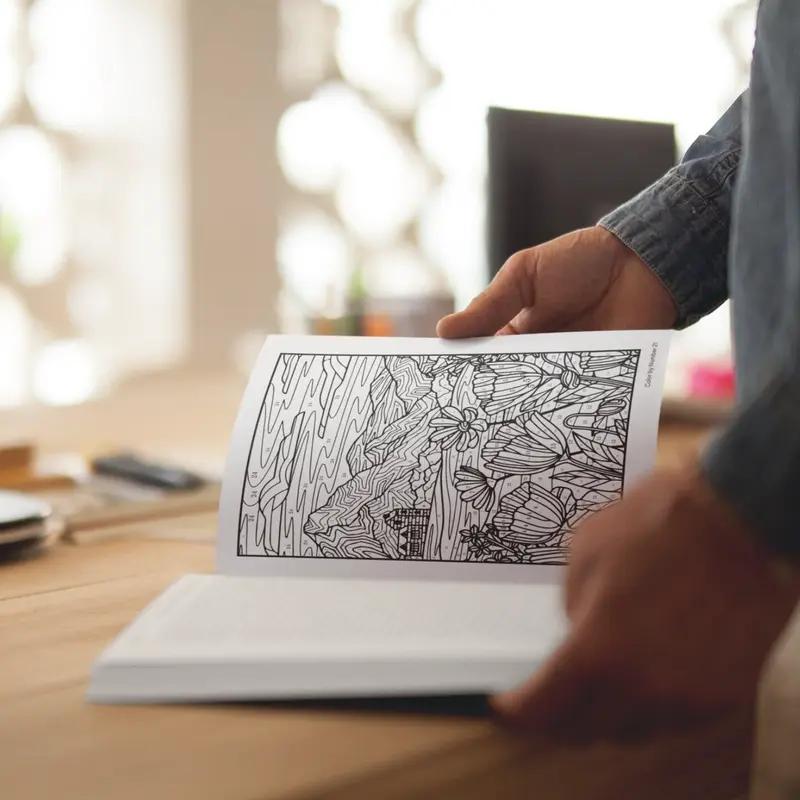 QuietCanvas – Libro para colorear terapéutico para adultos